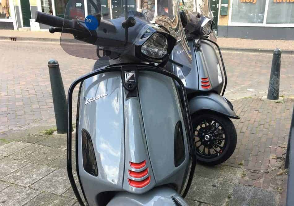 buying a vespa sprint