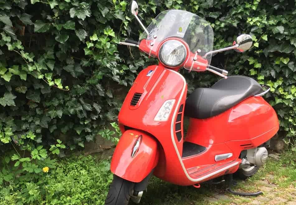 change the seat of a vespa from single to dual