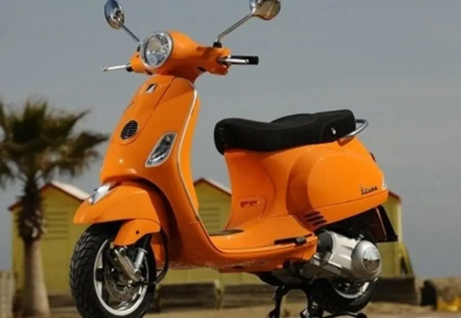 Vespa VXL in India is one of the most popular models on the continent