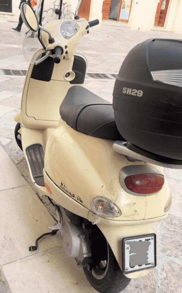 vespa gt2 50 in lecce Italy